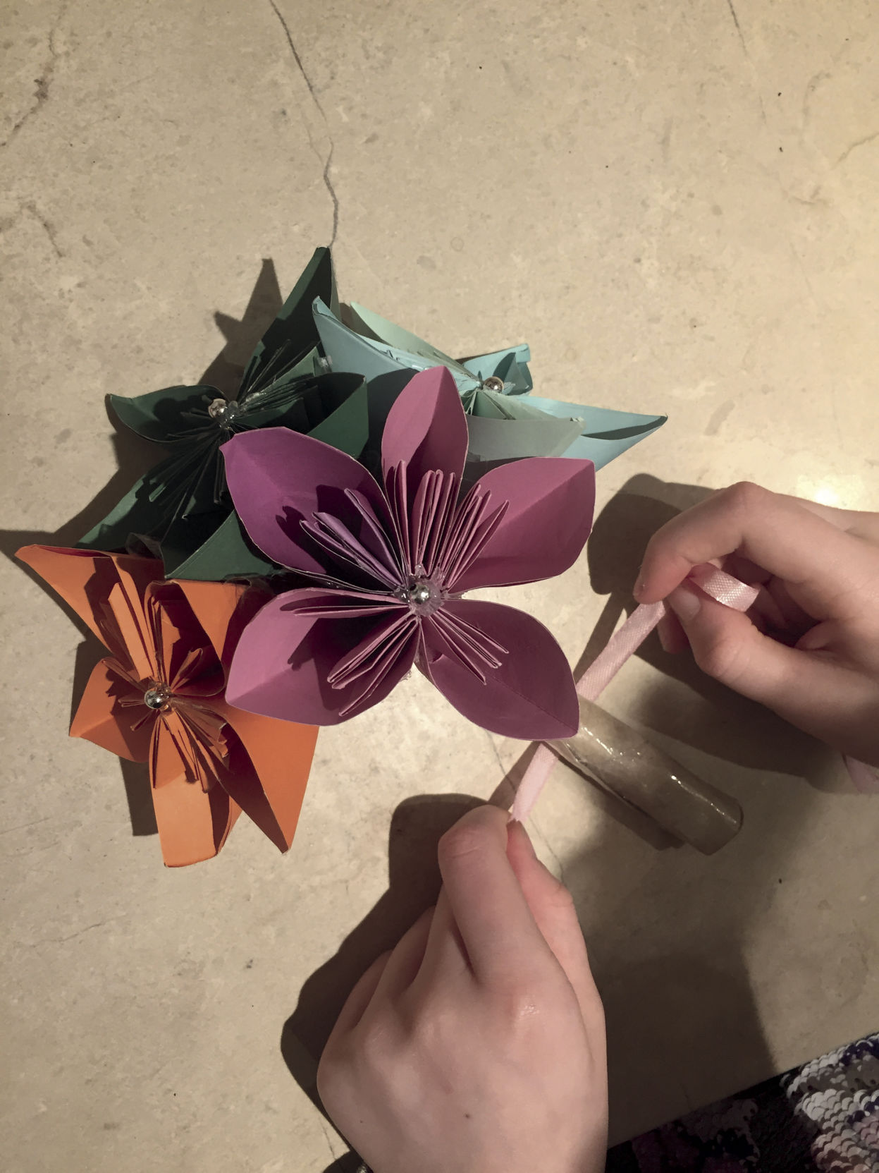 KIDS-MOTHERSDAY-PAPER-BOUQUET-6-MCT